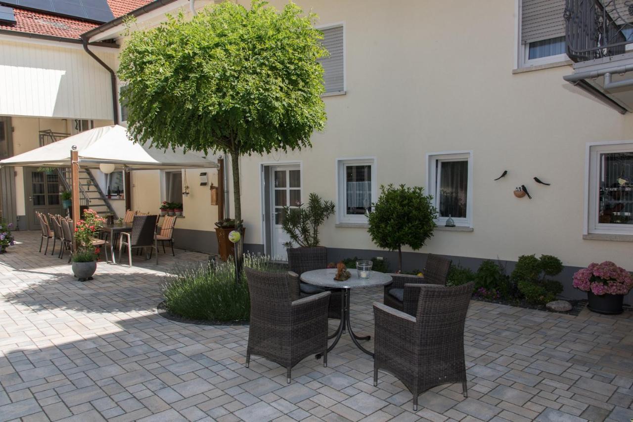Gaestehaus Schmitt Appenheim Exterior photo