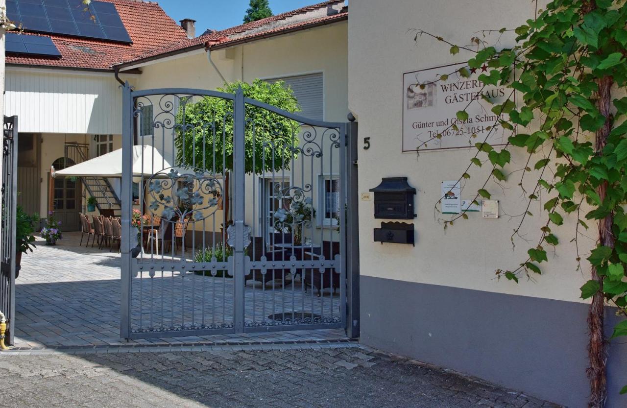 Gaestehaus Schmitt Appenheim Exterior photo